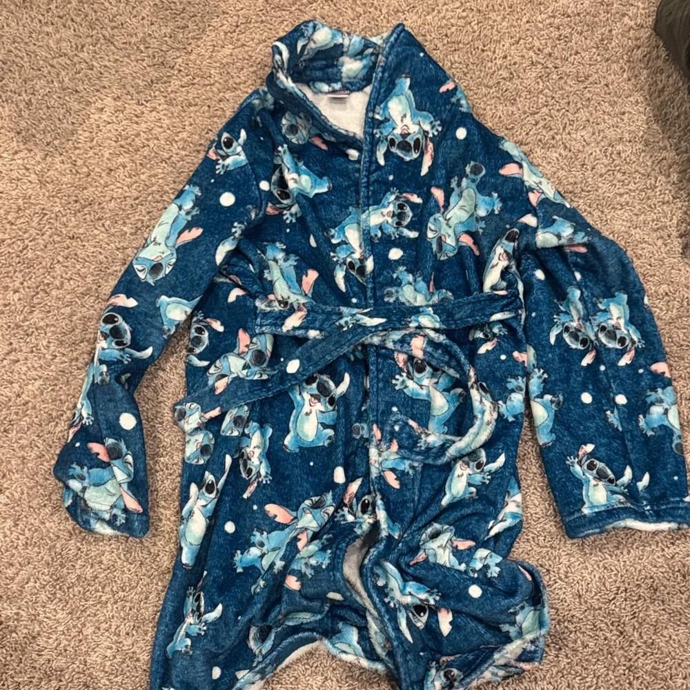 Kids Stitch Robe - Picture 1 of 4